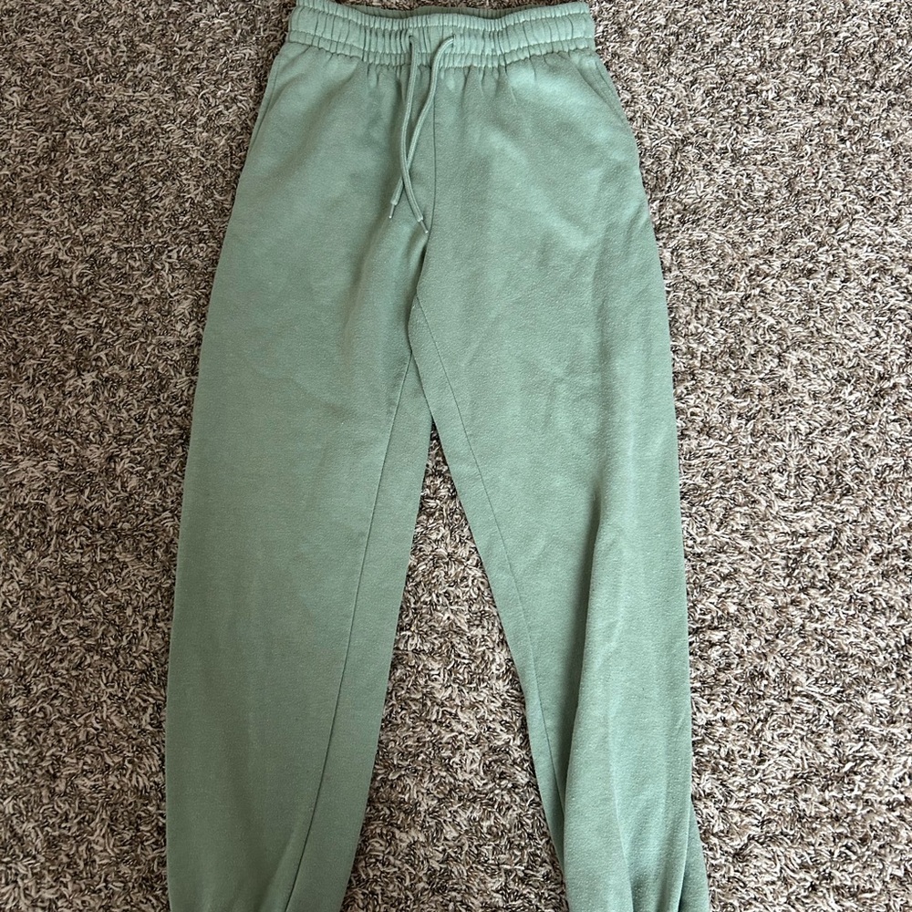 Refuge Green Jogger Sweatpants Elastic Waistband